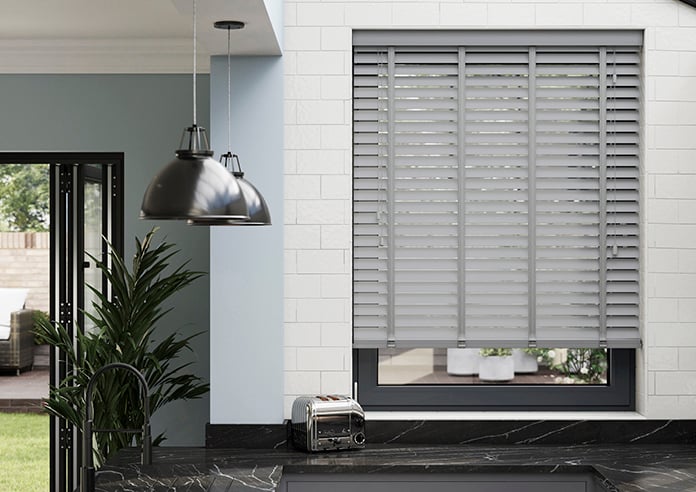 Ecowood Deluxe, Tranquil Grey Satin - Motorised Venetian Blind - Image 3